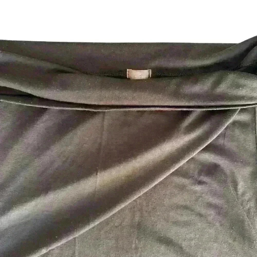 Flowy  Skirt - Picture 3 of 3